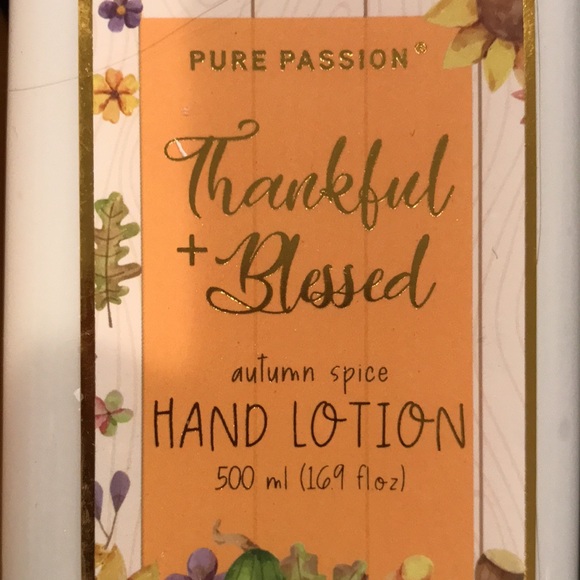 Pure passion Thankful + Blessed hand soap & hand lotion - Picture 2 of 5